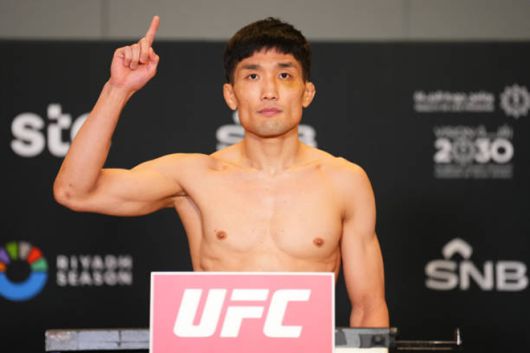 이창호가 2024년 6월 사우디아라비아 리야드 킹덤 아레나 Road to UFC 시즌2 밴텀급 토너먼트 결승 계체를 통과하고 있다. 사진=TKO