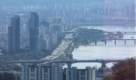 서울 한강변 인근 아파트 단지. (사진=연합뉴스)