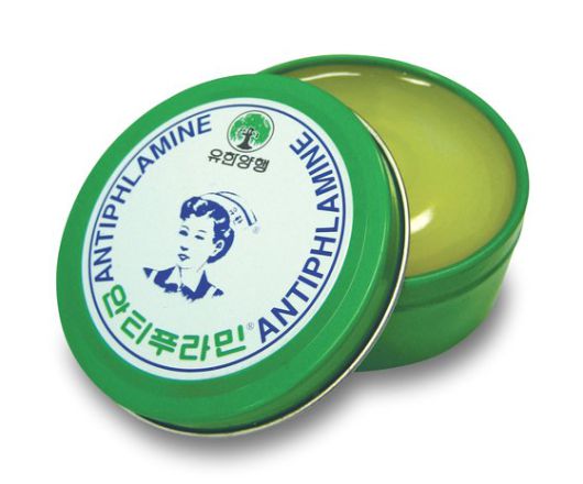 녹색 철제 통에 담긴 예전의 안티푸라민. 사진 유한양행