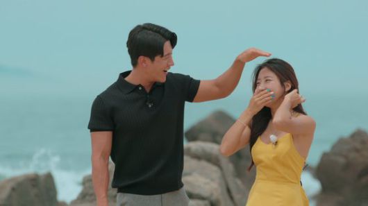 신세대 청춘 남녀의 짝 찾기 연애 리얼리티 예능 ‘솔로지옥’. 넷플릭스 오리지널로 공개돼 전세계 순위 5위까지 올랐다. [사진 넷플릭스]