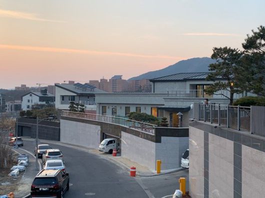 11일 박근혜 전 대통령의 사저가 될 것이라는 소문이 돌고 있는 대구 달성군 유가읍 한 주택 모습. 김정석 기자