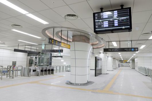 진접역 역사 내부. 국가철도공단