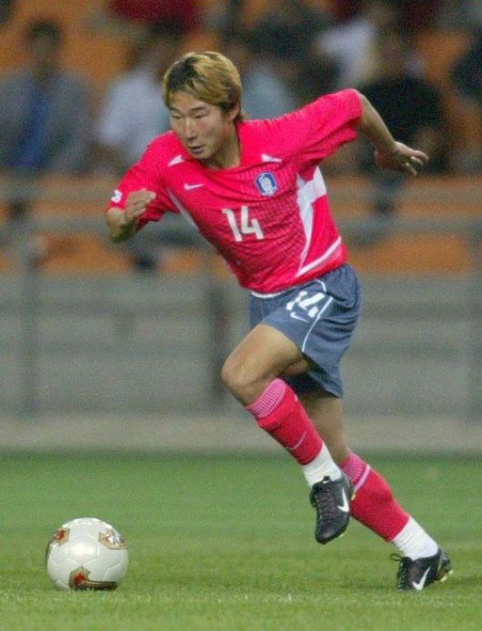 이천수는 '밀레니엄 특급'으로 불리는 한국 최고 유망주였다. [중앙포토]