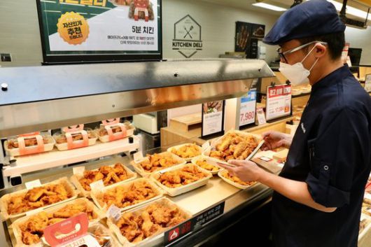 이마트 후라이드 치킨. [사진 이마트]