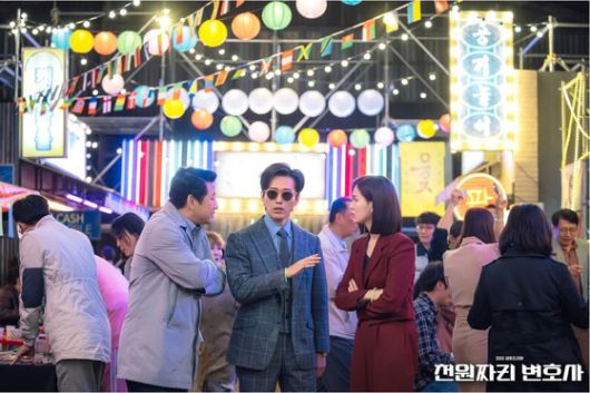 ‘검은태양’(2021)에 이어 ‘천원짜리 변호사’에서 호흡을 맞춘 남궁민, 김지은, 박진우. 사진 SBS