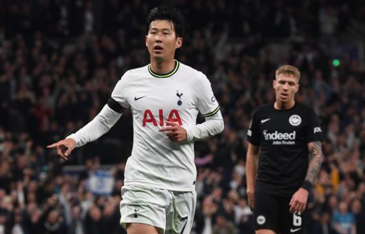 손흥민의 EPL 득점왕 등극은 2022년 한국 축구의 또 다른 경사다. EPA=연합뉴스