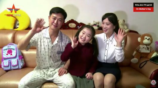 북한 소녀의 어머니날 소원. 유튜브 계정 ‘New DPRK’