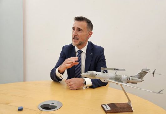 카짐 레드조빅 사브 감시정찰사업본부 이사가 지난 3일 서울 한남동 사브코리아 사무실에서 중앙일보와 인터뷰하고 있다. 김경진기자