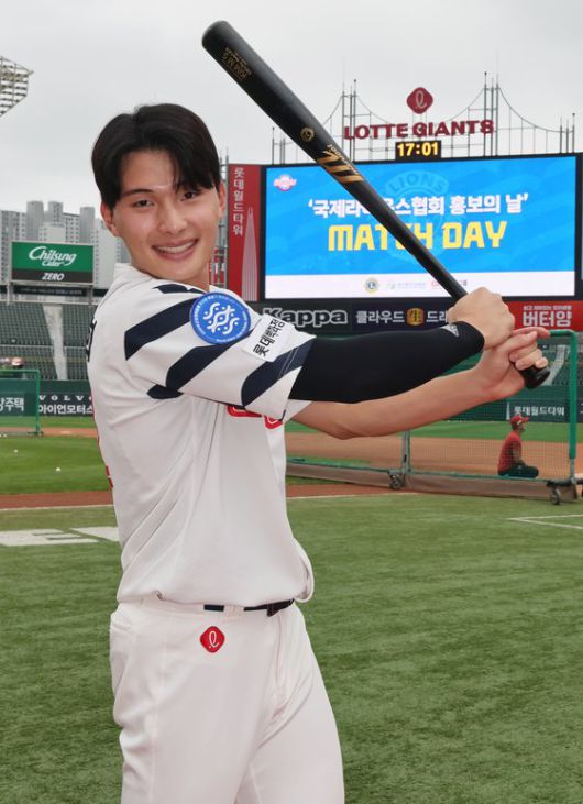 롯데 자이언츠 외야수 윤동희. 부산=송봉근 기자