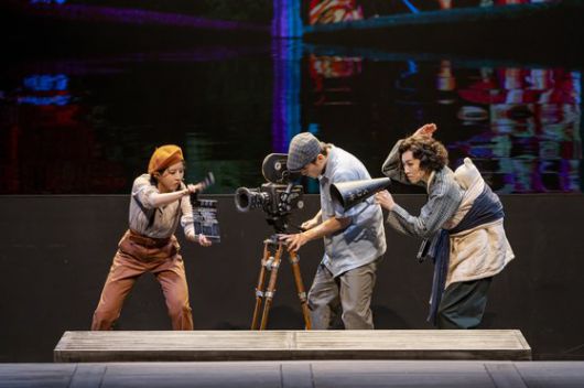 동명 뮤지컬의 실황을 기록한 영화 '명색이 아프레걸'. 사진 국립극장