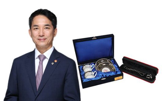 박민식 국가보훈부 장관은 '튀르키예 전통 커피잔 세트와 원석 염주'를 보내왔다. 사진 국가보훈부·위스타트