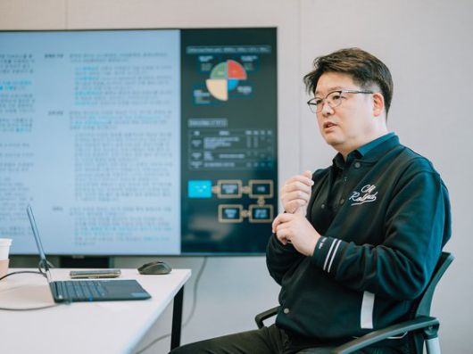 ″화제성을 중심으로 소비 트렌드를 들여다보면 예상과는 다른 지점이 많아요.″ 사진 폴인, 송승훈