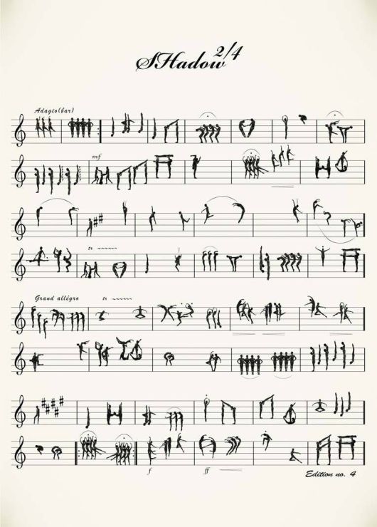 국립발레단 단원들로 오선지를 그린 박귀섭 작가의 작품.