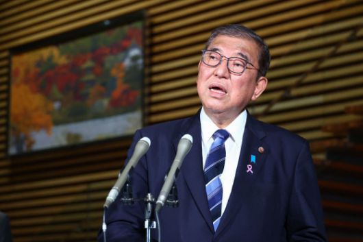 이시바 시게루 일본 총리가 지난해 11월 총리 관저에서 기자들의 질문에 답하고 있다. 지지·AFP=연합뉴스