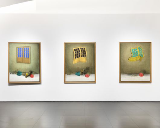 신성희, 공심, 1971, 벽지에 아크릴릭, 3폭 각각 145.5x112㎝. 사진 갤러리현대