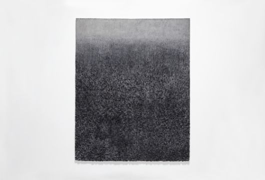 이진우, 무제 P24-103, 2024, 린넨에 한지와 혼합 재료, 231x186cm. [사진 리안갤러리]