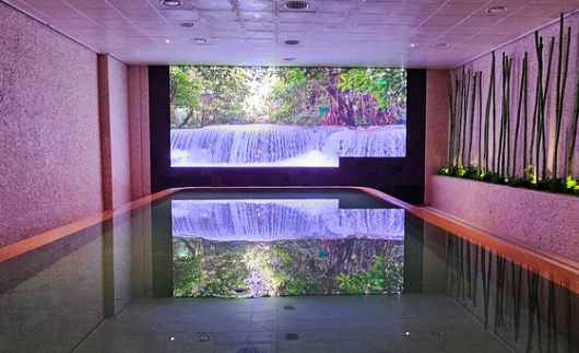 농심호텔 옆 온천탕 '허심청'의 내부 모습. 여탕에만 있는 시설이다.