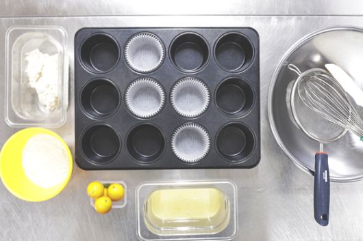 비건 컵케이크의 재료와 도구. 사진 염혜민