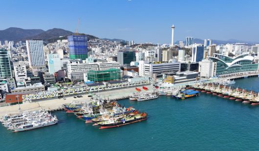 부산 중구 자갈치시장 전경. 사진 부산시