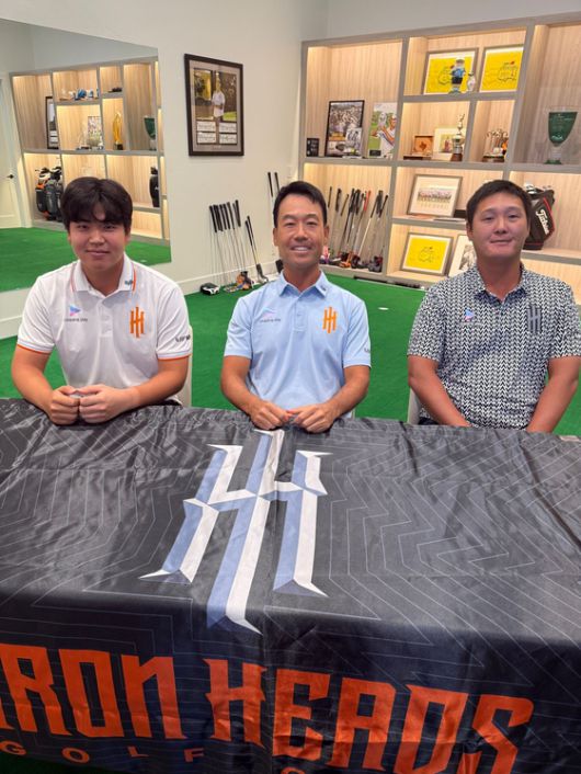 온라인 미디어 세션에 참여한 LIV 골프 아이언헤드 소속 한국 선수들. 한국인 장유빈(왼쪽)과 미국 교포 케빈 나(가운데), 뉴질랜드 교포 대니 리. 사진 스포츠닷