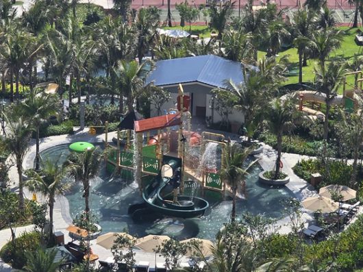 래디슨 블루 리조트 캄란에 있는 워터파크 '레인포레스트'. 정영교 기자