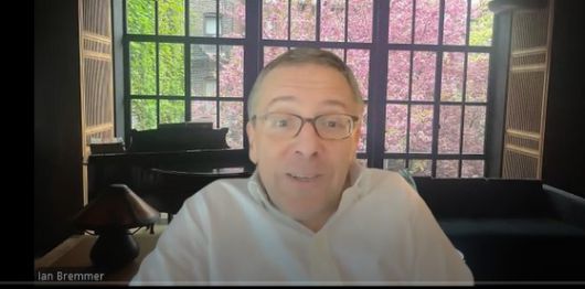 세계적 정치 리스크 컨설팅 회사 유라시아 그룹(Eurasia Group)의 회장이자 저명한 지정학자 이안 브레머(Ian Bremmer)가 26일(현지시간) 중앙일보와 줌 인터뷰를 하고 있다. 워싱턴=강태화 특파원