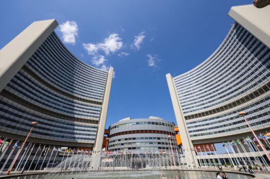 오스트리아 빈에 있는 빈 국제센터(VIC)의 전경. 이 건물에는 국제원자력기구(IAEA)와 포괄적핵실험금지조약기구(CTBTO) 등 유엔소속 기관이 입주해 있다. 연합뉴스