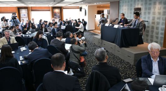 한덕수 무소속 대선 예비후보가 7일 서울 중구 한국프레스센터에서 서울외신기자클럽 초청 기자간담회를 열고 있다. 뉴스1