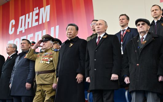 9일(현지시간) 러시아 모스크바 붉은광장에서 열린 열병식의 모습. 로이터=연합뉴스