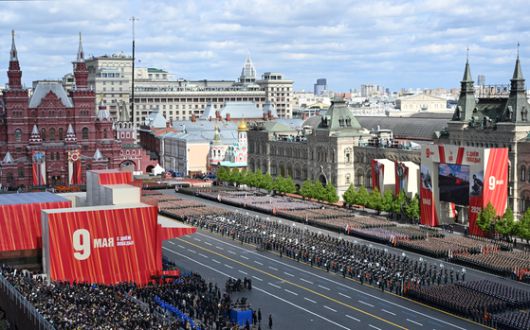 9일(현지시간) 러시아 전승절 80주년 기념 열병식에서 중국 인민해방군 의장대가 행사에 참가하고 있다. AP=연합뉴스