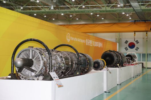 한화에어로스페이스 창원1사업장에 한화에어로스페이스가 79년부터 생산해 온 항공엔진들이 시대별로 전시돼 있다. 오삼권 기자