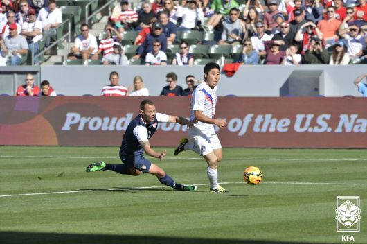 2014년 미국 LA에서 평가전을 치른 한국과 미국축구대표팀. [사진 KFA]
