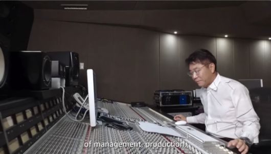 이수만은 "보아의 성공은 본인이 열심히 해서 그런 위치까지 오른 것"이라고 전했다. 사진 아마존 프라임 비디오