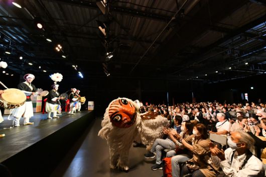 14일 일본 오사카·간사이 엑스포의 페스티벌 스테이션에서 국가유산청 국가유산진흥원이 주최한 ‘코리아 온 스테이지-예인’ 공연이 진행되고 있다. 사진 국가유산청