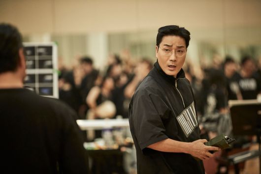 '메러디스'로 오페라에 첫 출연하는 하도권의 연습 장면. 서울대 성악과 출신인 하도권은 '레너드 라루' 선장을 맡았다. 사진 오픈씨어터