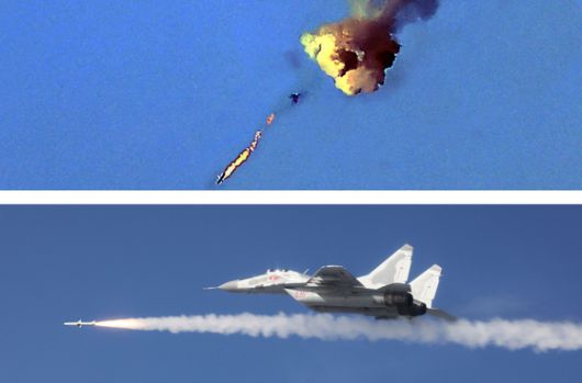 노동신문은 17일 김정은이 ″5월 15일 조선인민군 근위 제1공군사단 관하 비행연대를 방문해 공군비행대들의 반항공전투 및 공습훈련을 지도했다″고 보도했다.  뉴스1