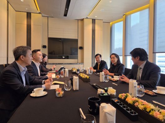 오픈AI-민주26일 서울 종로구 포시즌스호텔에서 더불어민주당 디지널특별위원회와 오픈AI가 만나고 있다. 김남영 기자