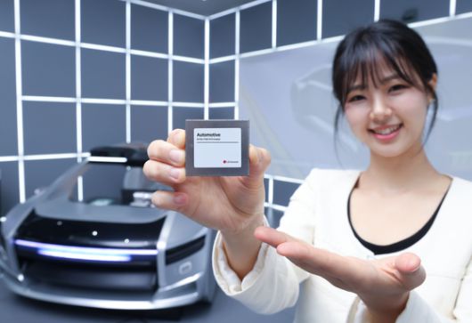 5G 광대역 위성통신이 가능한 차량 통신모듈. 사진 이노텍