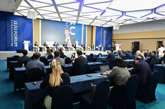 29일 제주국제컨벤션센터(ICC JEJU)에서 열린 제20회 제주포럼의 '트럼프 2기 북핵문제와 한반도 평화'. 제주포럼