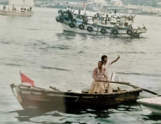 코리아나호의 정채호 선장은 사비를 털어 1988년 5월 4일 전남 여수 선소(소호)에서 전라좌수영 복파정(장군도)까지 9.4km 구간의 전국한국노경기대회를 개최했다. 그는 한국 노가 사라지는 현실을 안타까워 하기도 했다. [사진 정채호]