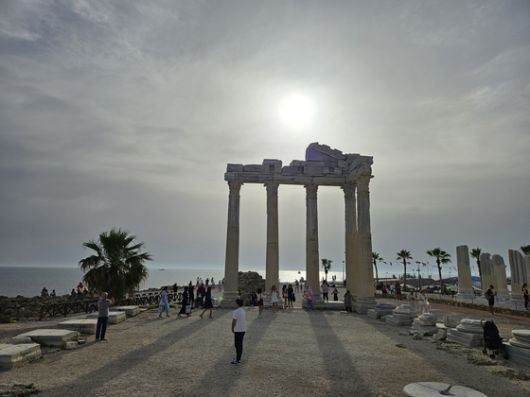 튀르키예 안탈리아 시데의 아폴론 신전. 고봉준 기자