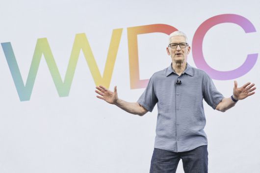 미국 캘리포니아주 쿠퍼티노 애플 본사에서 연설을 하고 있는 팀 쿡 애플 CEO. EPA=연합뉴스