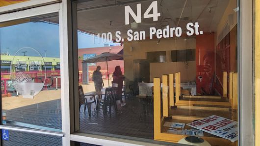 11일(현지시간) 미국 로스앤젤레스(LA) 패션 디스트릭트에 위치한 '자바(Jobber) 시장' 거리가 텅 비었다. 이곳은 LA 한인 사회 경제의 근간이 되는 의류업이 집중된 곳이다. 자바 시장 상점의 상당수는 한인들이 운영하고 있는데, 대대적 체포 작전이 전개되면서 상당수의 히스패닉들이 체포되거나 자취를 감췄다. 로스앤젤레스=강태화 특파원