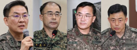 윤석열 전 대통령이 지난 16일 오전 서울 서초구 서울중앙지방법원에서 열린 내란 우두머리 혐의·직권남용 권리행사 방해 혐의 사건 7차 공판에 출석하고 있다. 뉴스1