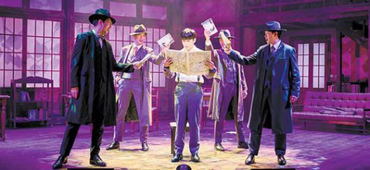 김유정과 이상이 참여한 모임 구인회를 모티브로 만든 창작 뮤지컬 ‘팬레터’ 의 지난 2021년 공연 모습. 사진 라이브