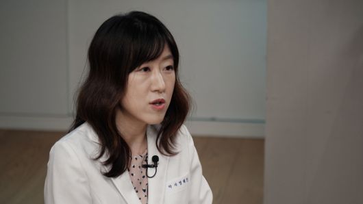 지난달 13일 19년차 약사 염혜진씨가 중앙일보 VOICE팀과 인터뷰하고 있다.