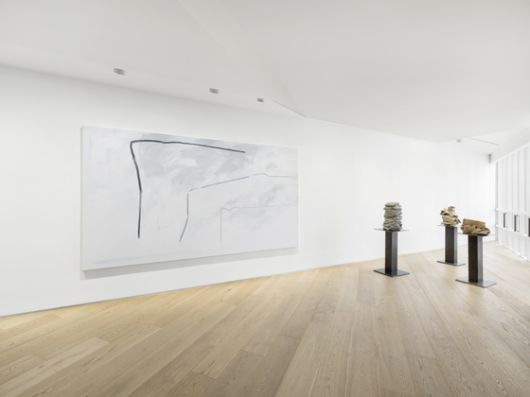 서울 한남동 타데우스 로팍에서 열리고 있는 이강소 개인전 모습. [사진 타데우스 로팍]