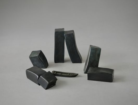 이강소,무제-94095, 1994, 청동. 70 x 85 x 35 cm. [사진 타데우스 로팍]