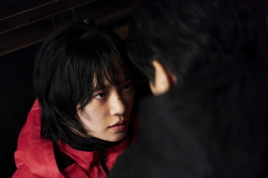 북에 아이를 두고 온 강노을(박규영)은 자신의 모성애를 박경석(이진욱)의 아이에 투영한다. 사진 넷플릭스