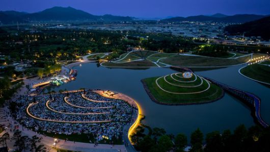 두 차례 국제정원박람회를 치른 후 또 한 번 변신을 시도 중인 전남 순천만국가정원. 사진 순천시